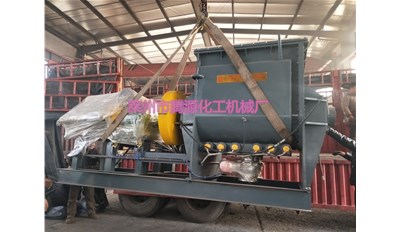 河南1500升下出料捏合机成功发货