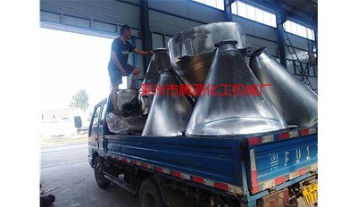 青岛400升料斗打散机成功发货