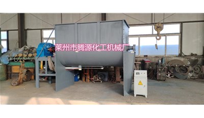 青岛5立方卧式螺带混合机成功发货