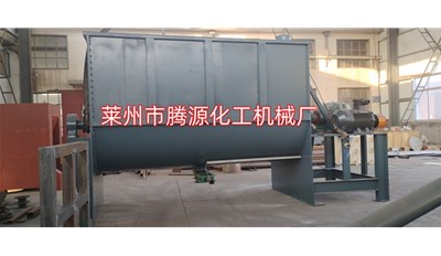 浙江金华10立方卧式螺带混合机 提升机设备成功发货