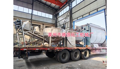 重庆混合机提升机设备成功发货，感谢客户支持和信任！！需要同款产品可以联系18660565922崔经理